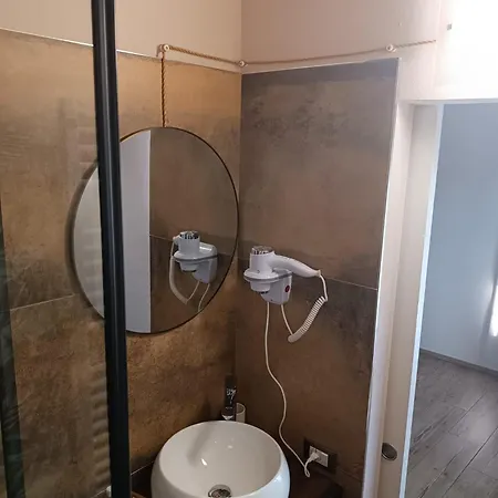House Delfina 3* Pisa