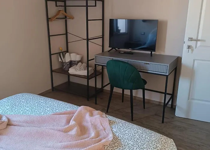 House Delfina Пиза